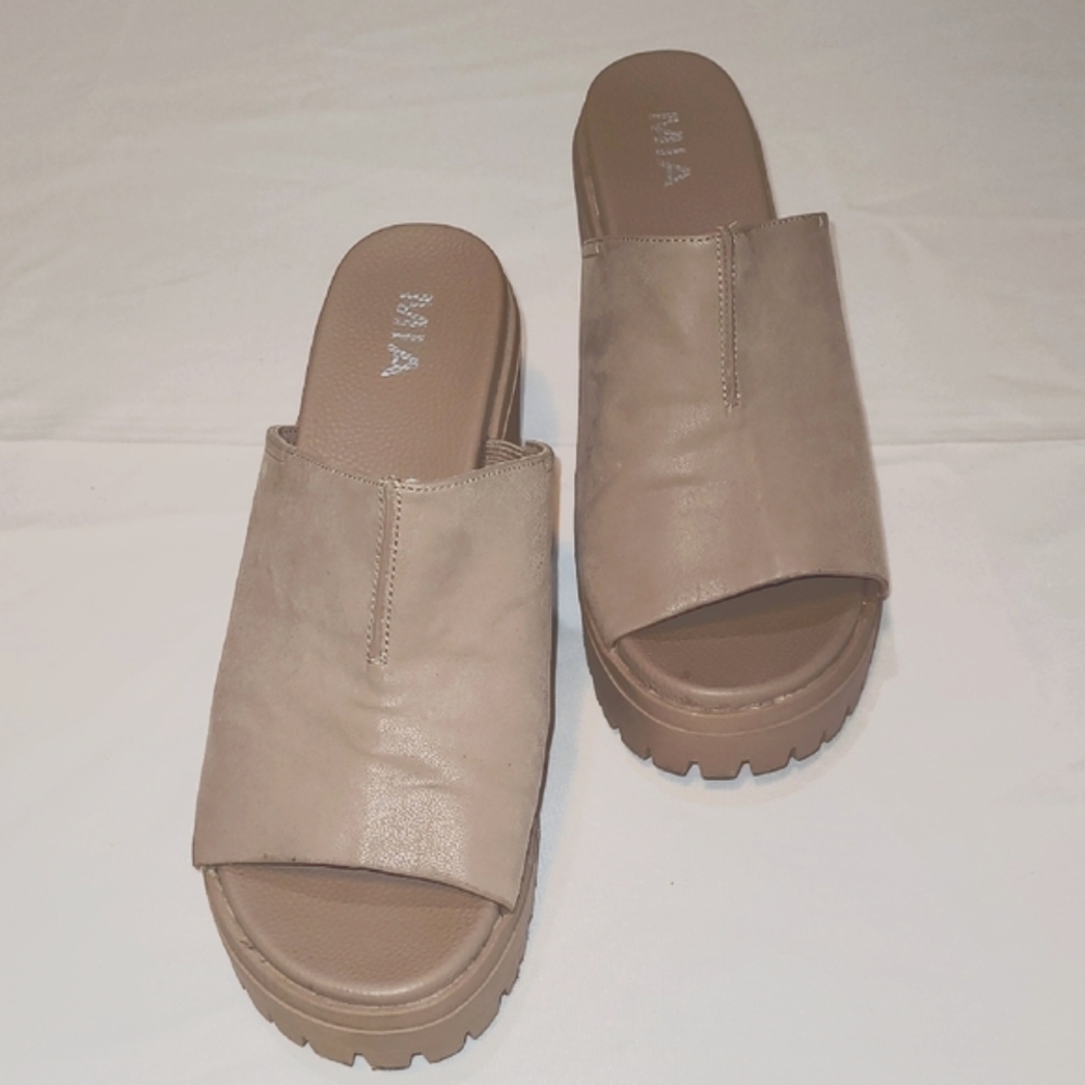 MIA Women's Taupe Mules